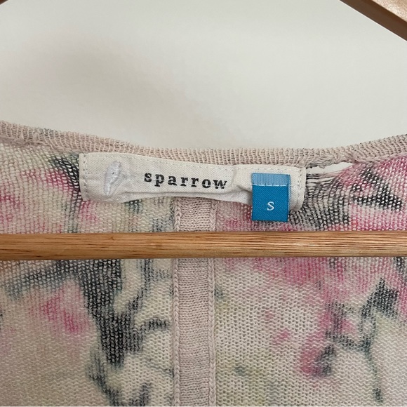 Sparrow Cherry Blossom Light Knitted V Neck Pullover - Picture 8 of 10